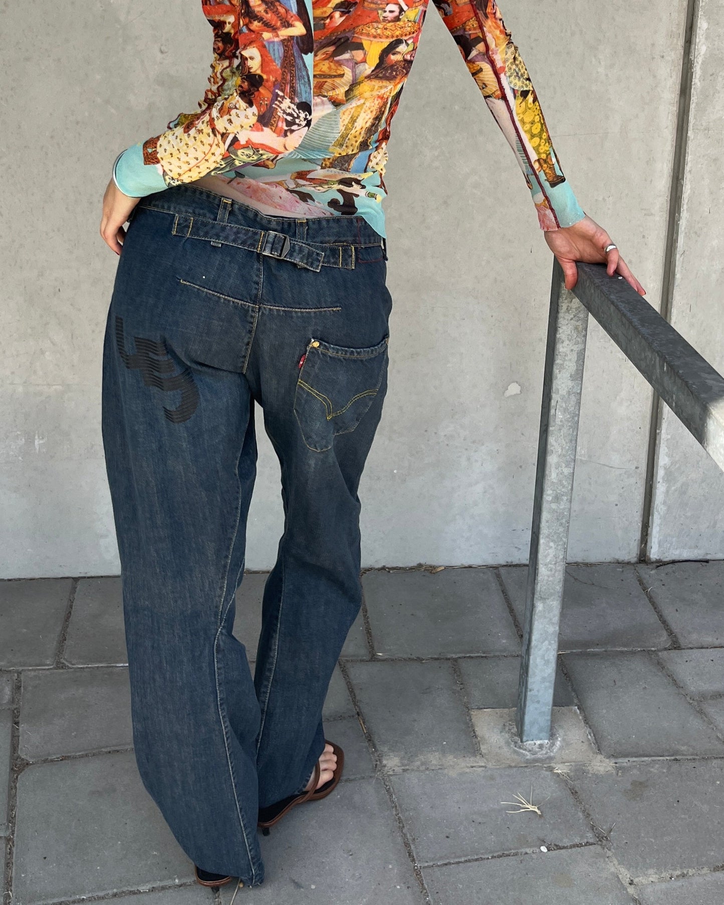 rare Levi's Engineered buckle jeans ☆size 30 x 34