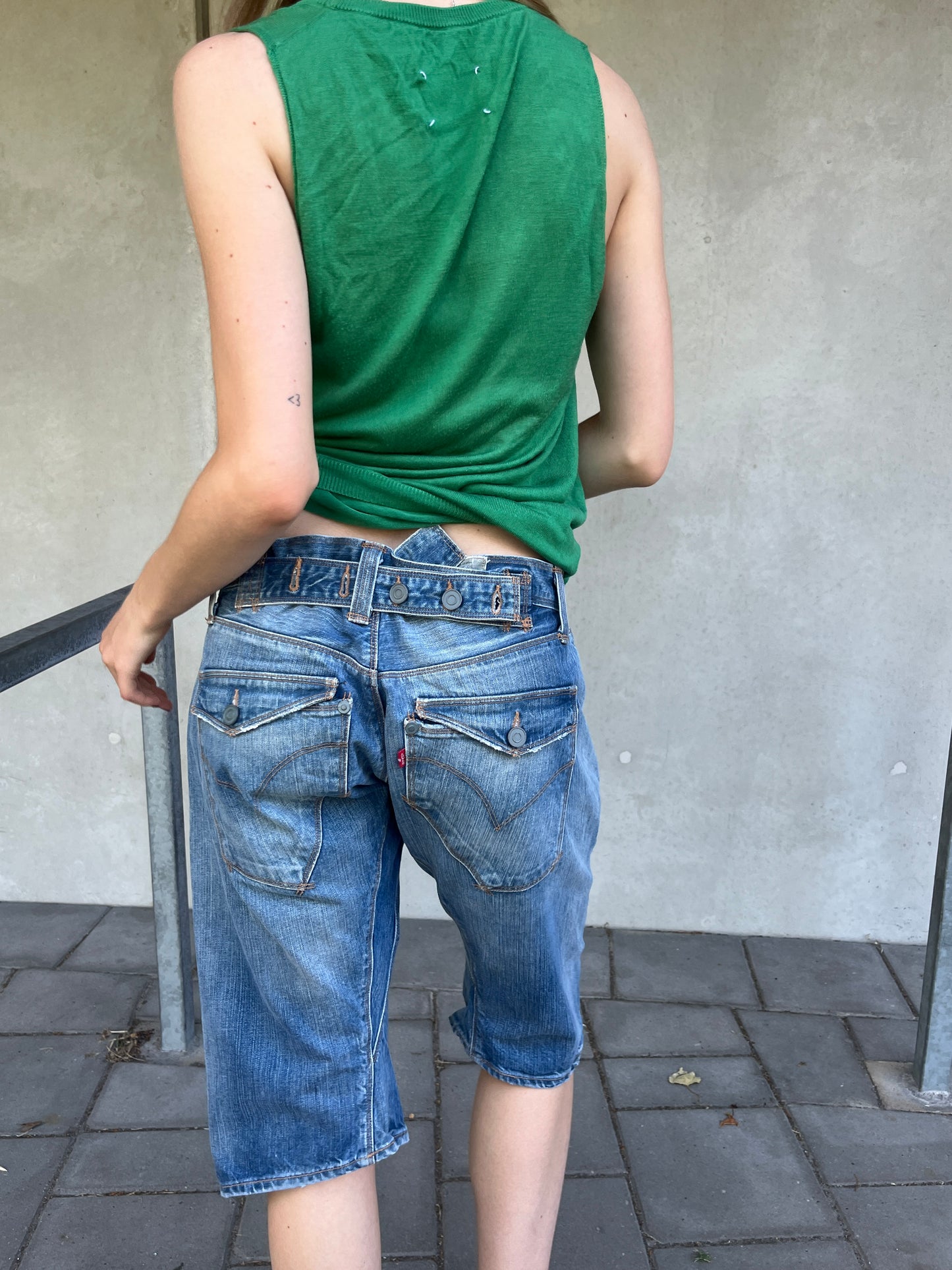 Levi's Engineered buckle shorts ☆ size M