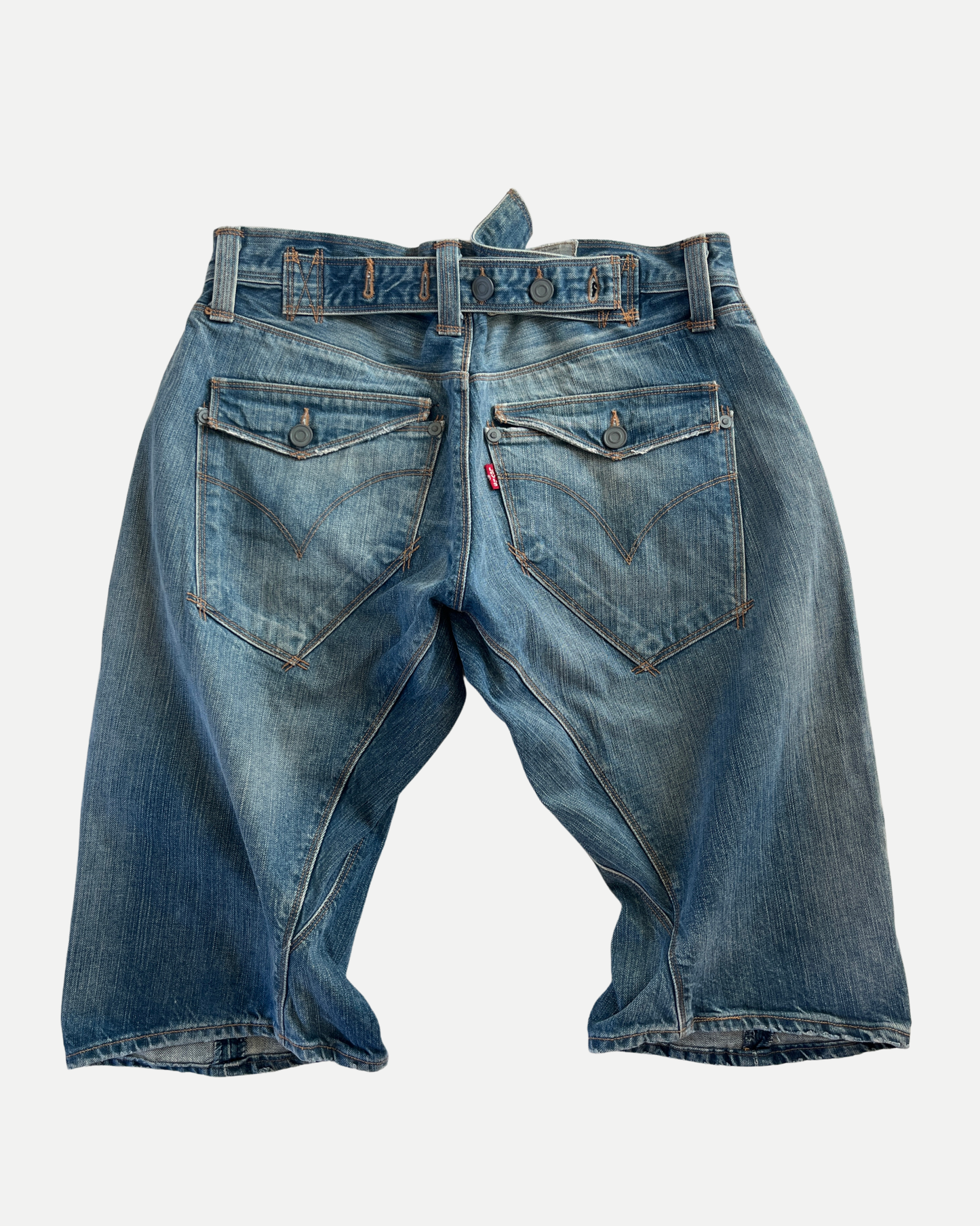 Levi's Engineered buckle shorts ☆ size M