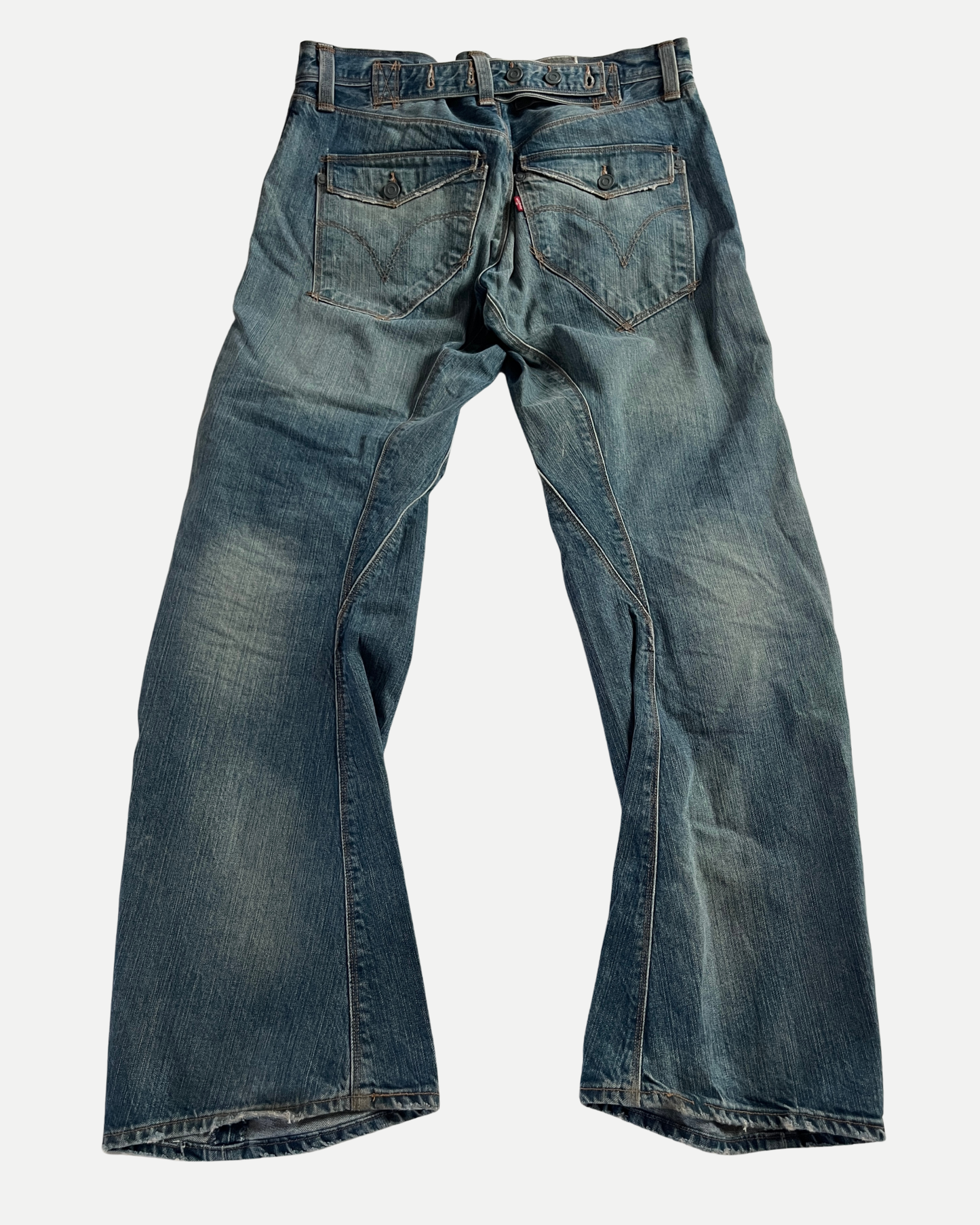 Levi's Engineered buckle jeans ☆ size 33x34