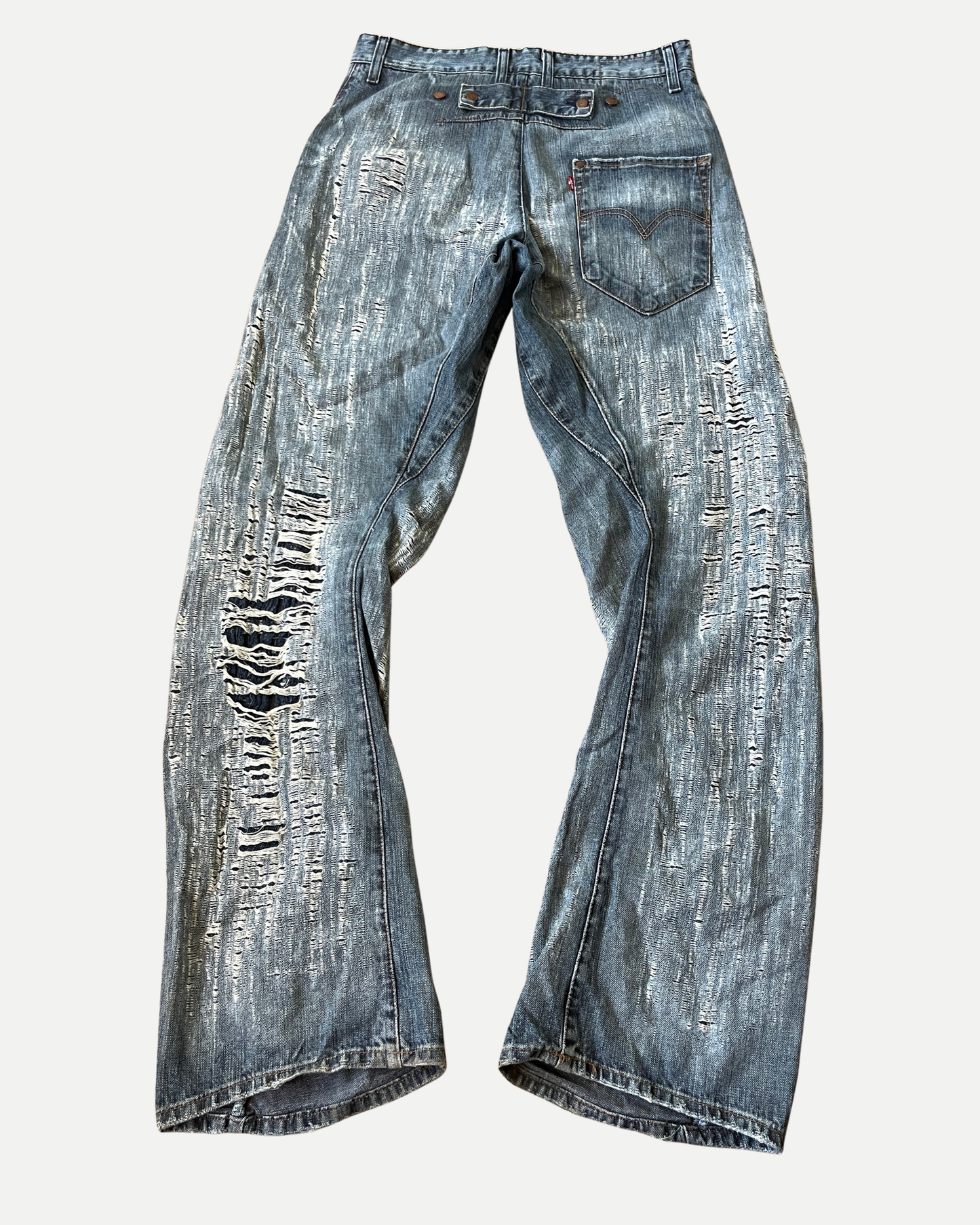 Levi’s Engineered distressed jeans ☆ size 30x34
