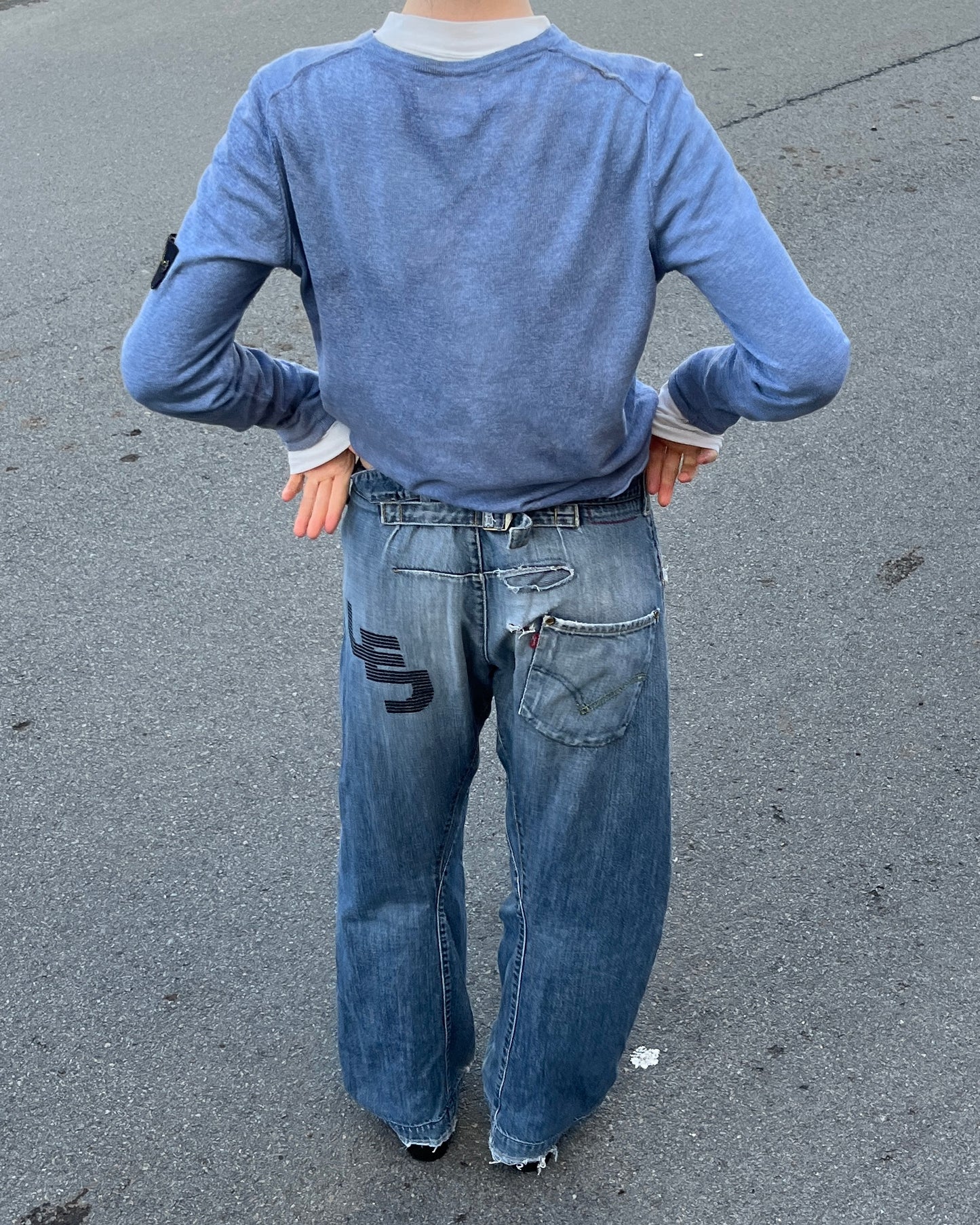 Levi's Engineered buckle jeans ☆size 32 x 34