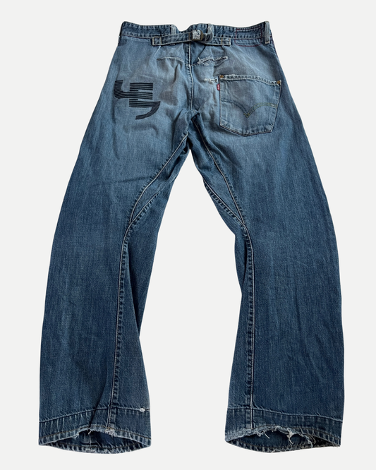 Levi's Engineered buckle jeans ☆size 32 x 34